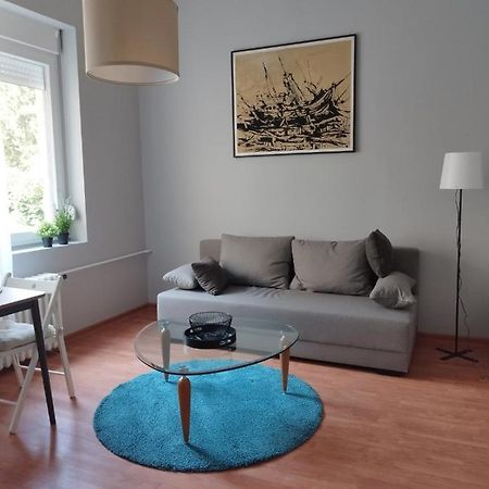 Eva Apartment Нови-Сад Экстерьер фото